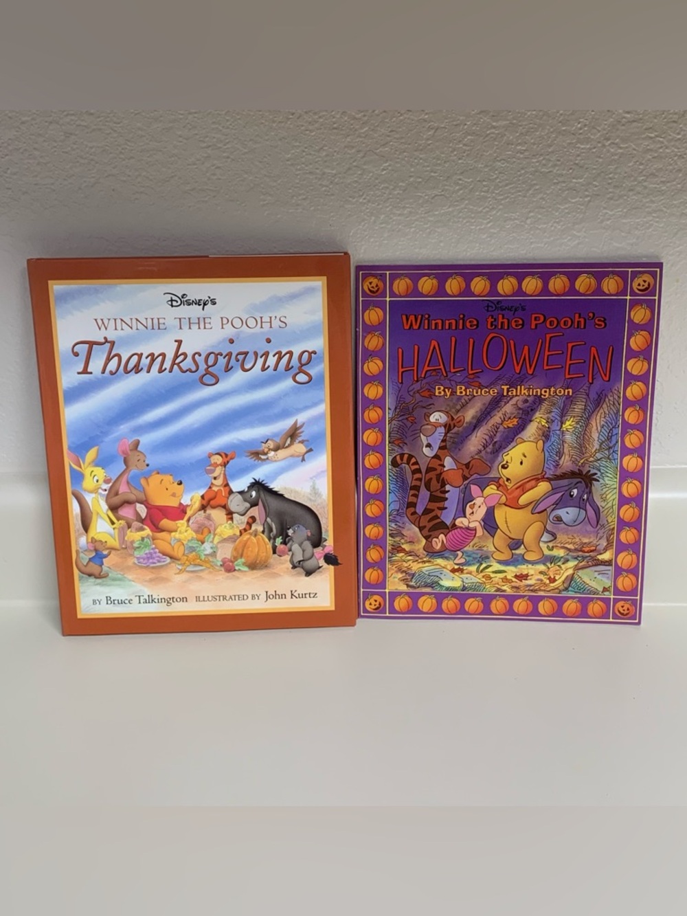 Winnie The Pooh Book Lot Halloween & Thanksgiving Holiday Set Of 2